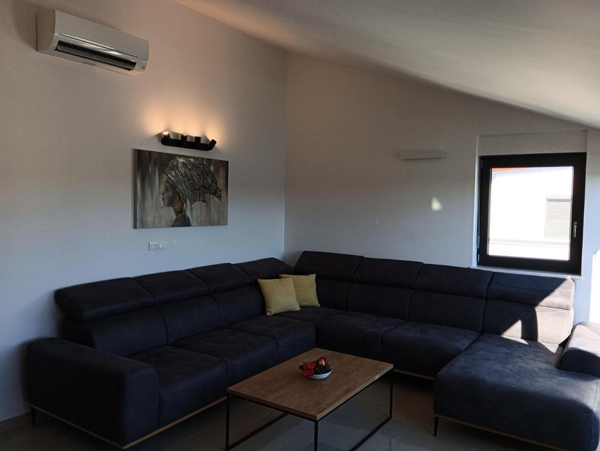 Appartement Penthouse Sunset à Medulin Extérieur photo